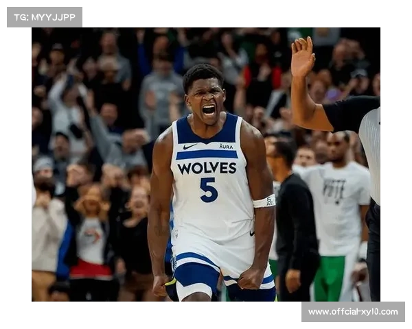 爱德华兹谈三连败：需改善关键时刻决策